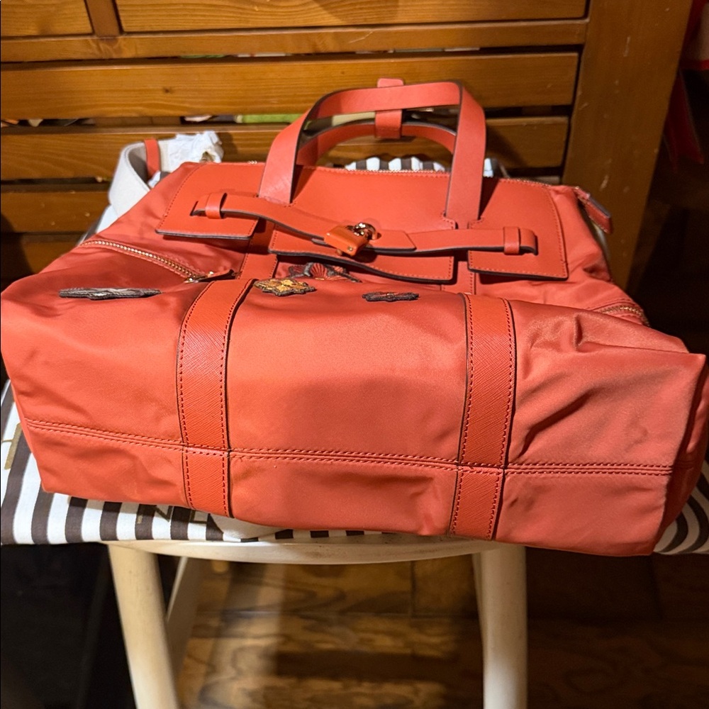 Henri Bendel Jetsetter Backpack With Patche’s with initials KAM BNWT RARE - Picture 9 of 10